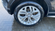 Land Rover Range Rover Evoque 2.0 D200 R-Dynamic SE 5dr Auto Diesel Hatchback